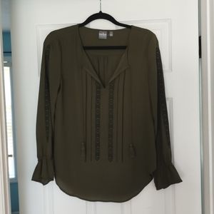 SOHO jeans Olive Green Peasant top size S